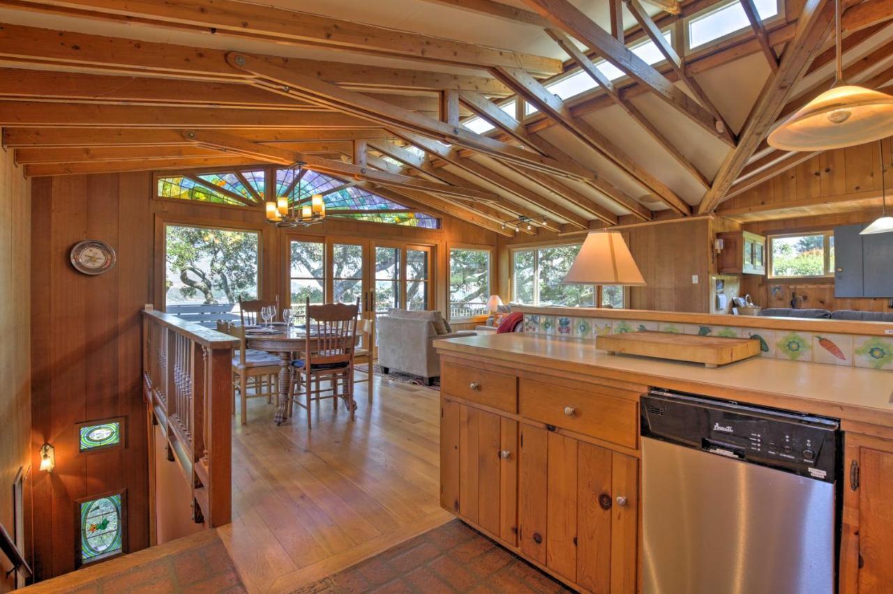Hillside Home With Deck And Views Of Tomales Bay! インバーネス エクステリア 写真